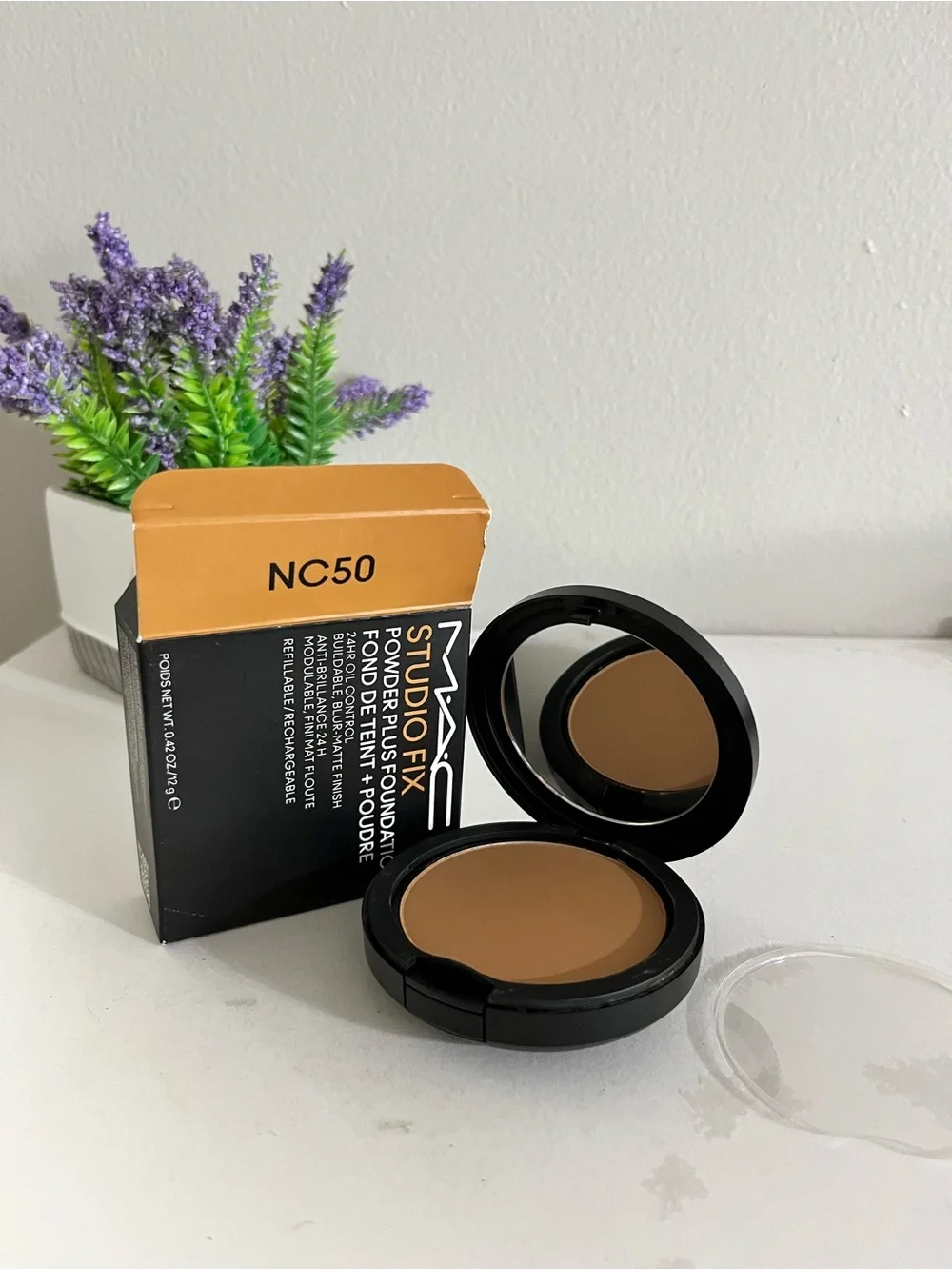 NC50~ MAC Studio Fix Powder Plus Foundation, 24HR Oil Control, 12g, New Formula